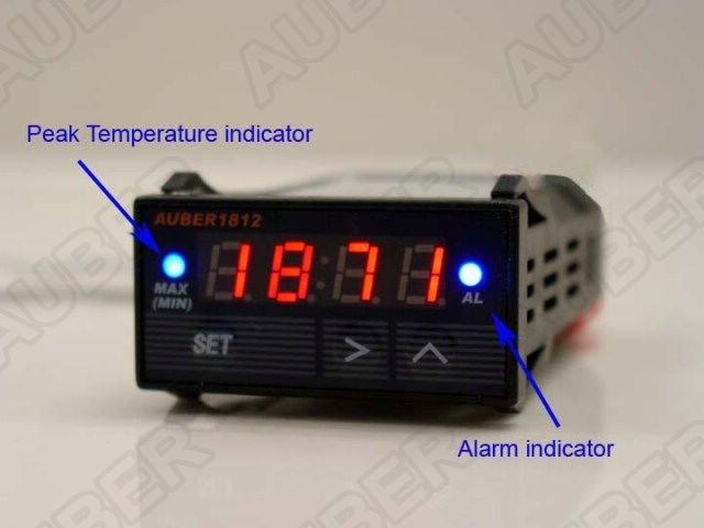 Digital Boost Gauge with Pressure Sensor - Click Image to Close